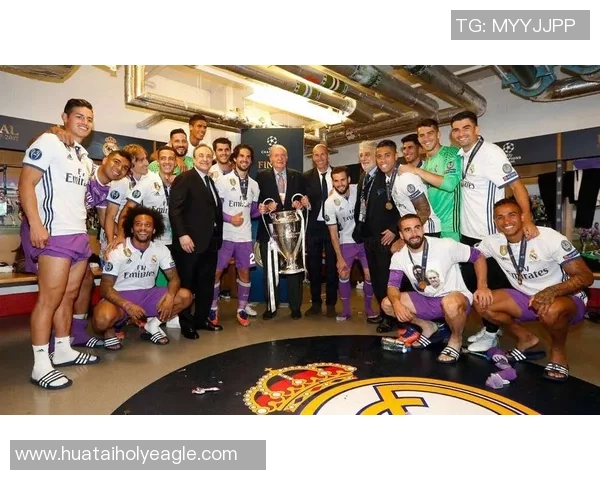 上海足球队的节奏表现分析与大满贯点评深度解读 上海足球队的节奏表现分析与大满贯点评深度解读