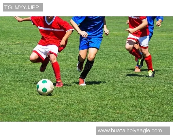 星月蜜足球带你领略激情四溢的绿茵场景与甜蜜的青春回忆